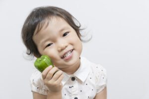 食を通して育む “健やかな心と身体” ～一時預かり保育における給食の考え方～